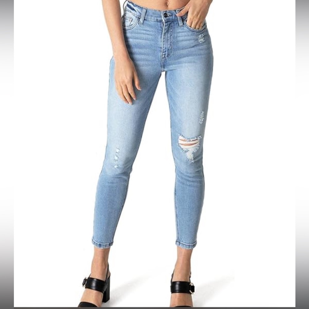 CELEBRITY PINK
Juniors Ankle Skinny High Rise Basic Jeans size 7